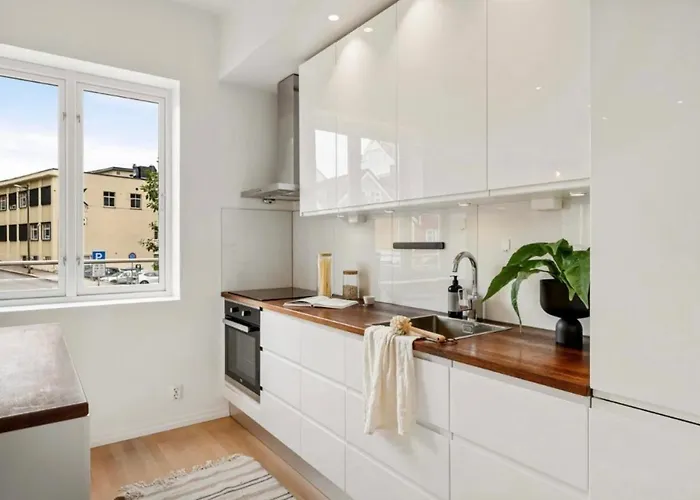 Sentrumsnaer Ved Sjoen! Fast Parkering 卑爾根