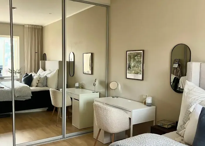 Sentrumsnaer Ved Sjoen! Fast Parkering * 卑爾根