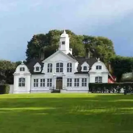 Apartamento Sentrumsnaer Ved Sjoen! Fast Parkering *