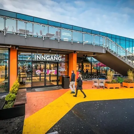 Apartamento Sentrumsnaer Ved Sjoen! Fast Parkering