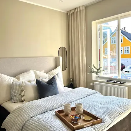 Sentrumsnaer Ved Sjoen! Fast Parkering * Bergen