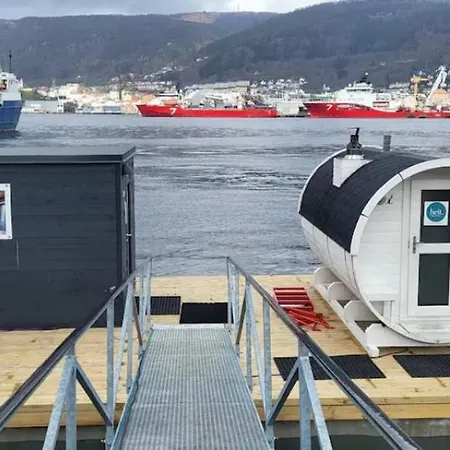 Sentrumsnaer Ved Sjoen! Fast Parkering Bergen